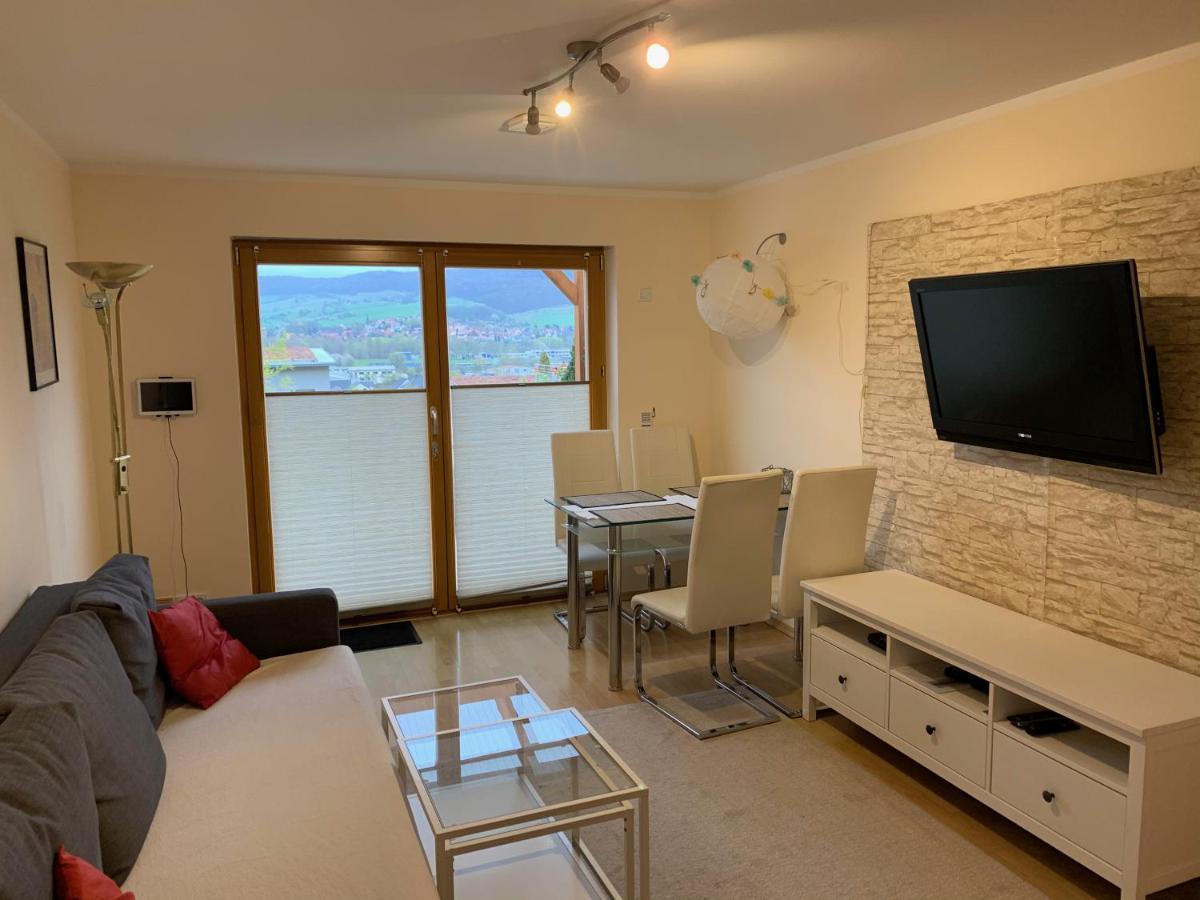 جينا Romantische Ferienwohnung Mit Fantastischem Ausblick, Pool Und Gartensauna المظهر الخارجي الصورة