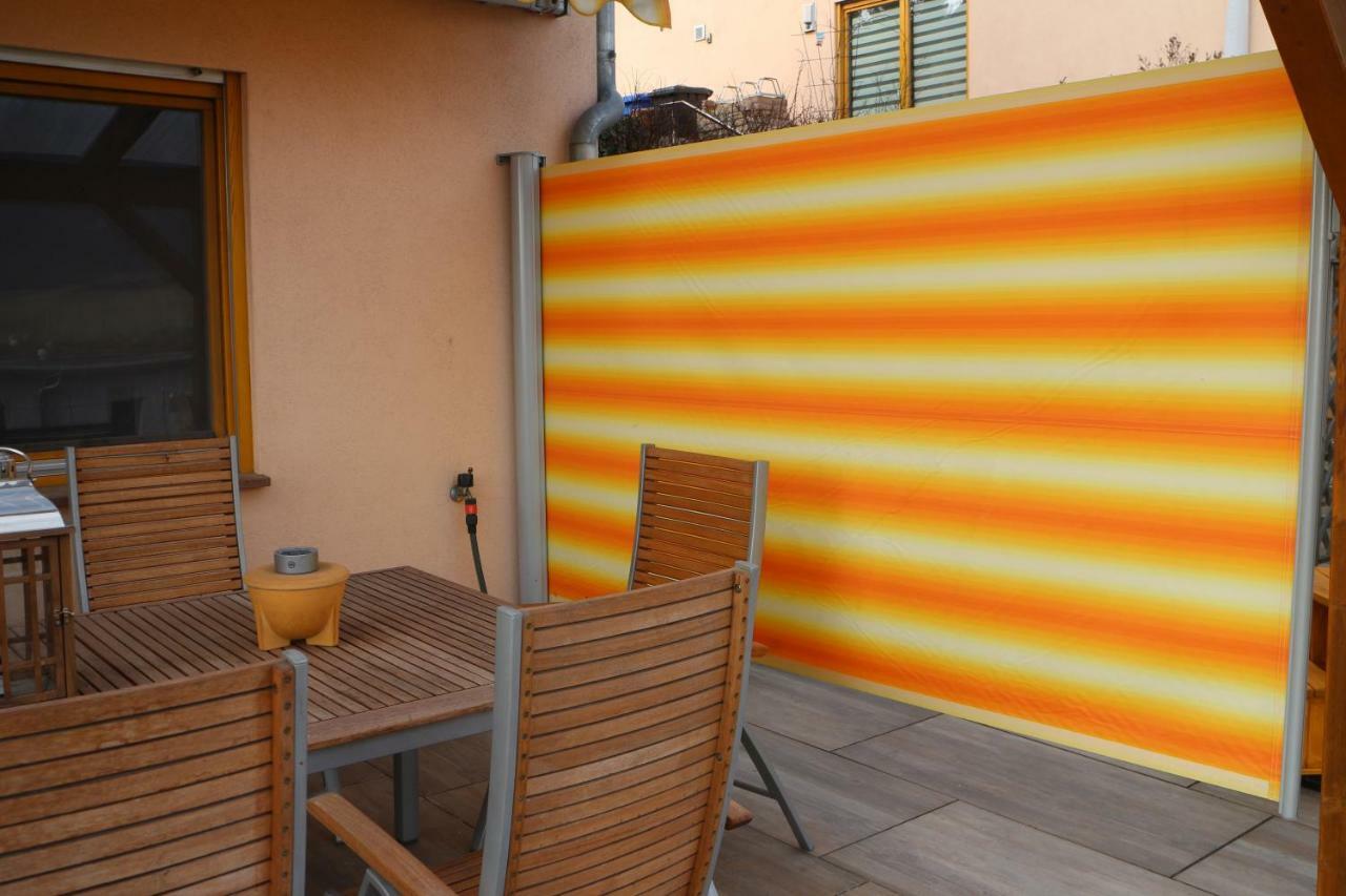 جينا Romantische Ferienwohnung Mit Fantastischem Ausblick, Pool Und Gartensauna المظهر الخارجي الصورة